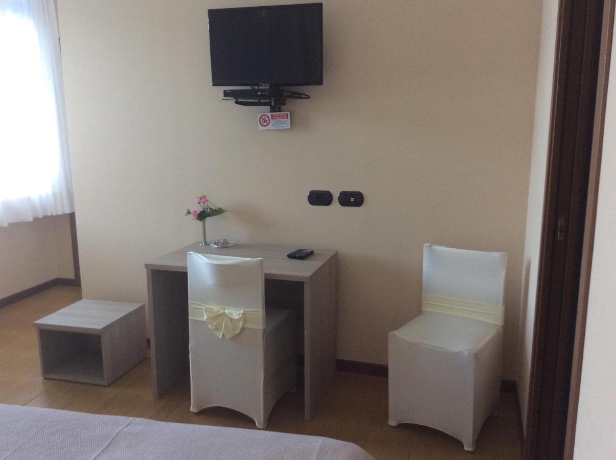 B&B Notte Sul Lago Gozzano Exteriör bild